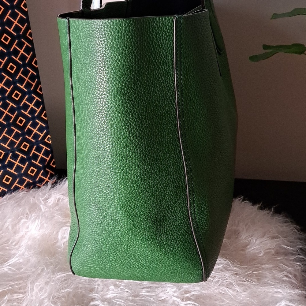 Tory Burch Blake Tote Bag Like New - Picture 6 of 17